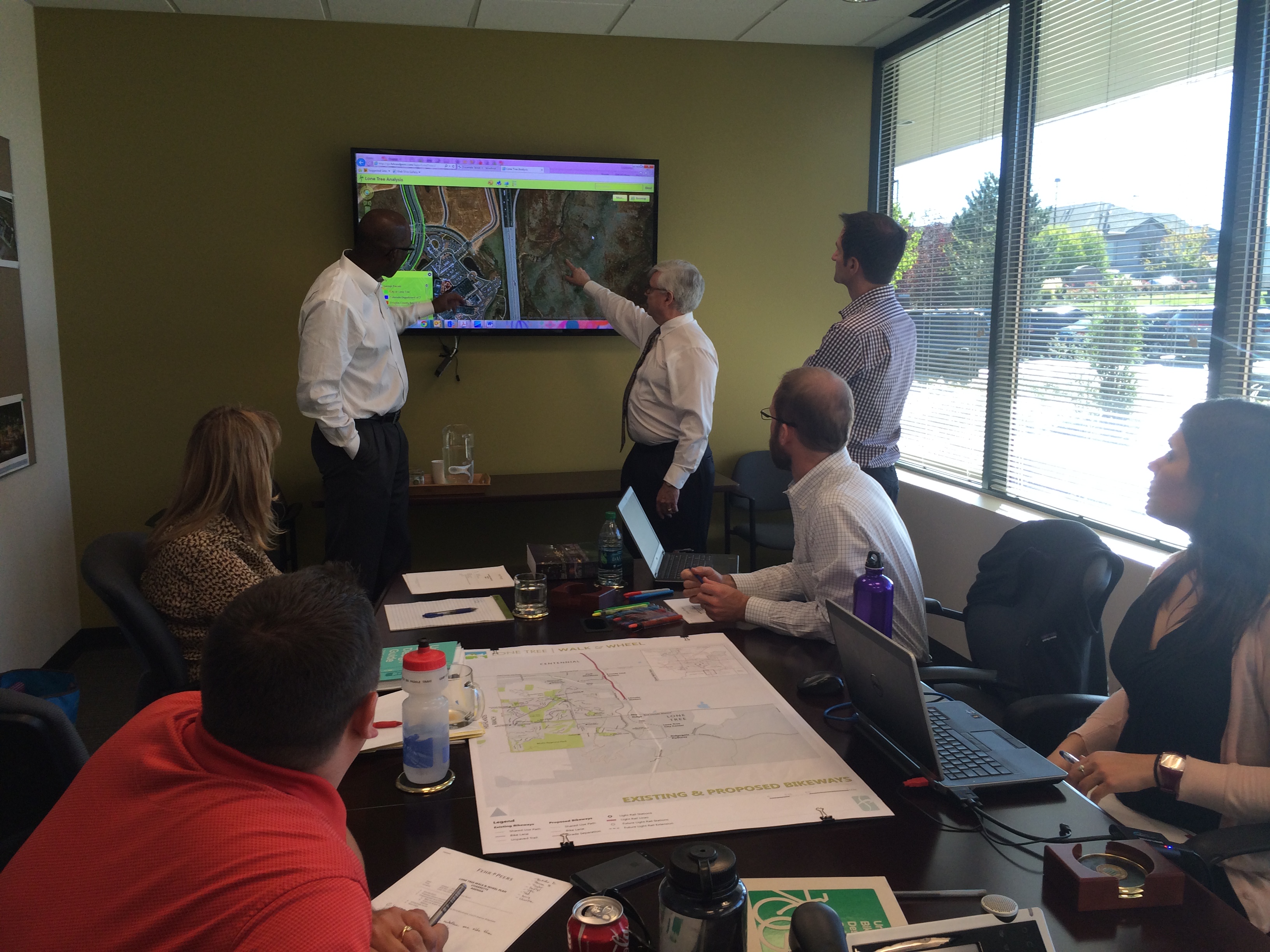 Fehr and Peers facilitates bike plan meeting with Lone Tree