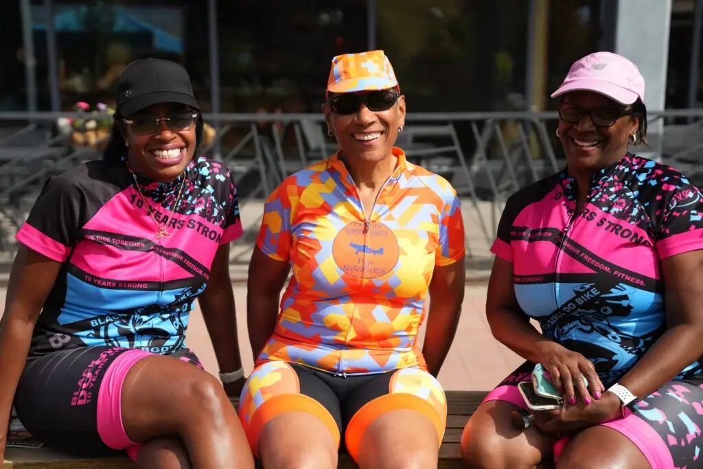 Bicyclists relax together